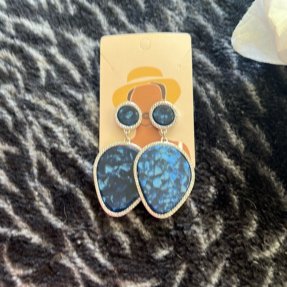 LIVE listing for Jewelry